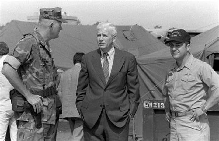Ambassador Tabris (1982) / DVX-backed Colonel (1987)