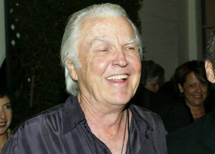 Anthony Zerbe Net Worth