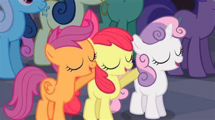 Apple Bloom / Sweetie Belle - singing / Small Pony / Student Pony 1 / Wonderbolt 2