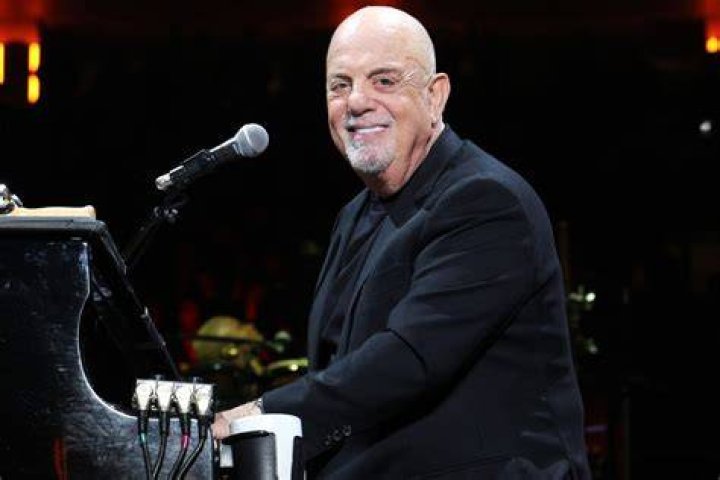 Billy Joel: A Legendary American Singer with a Staggering Net Worth