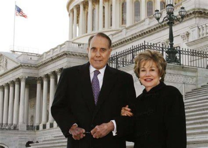 Bob Dole, Elizabeth Dole