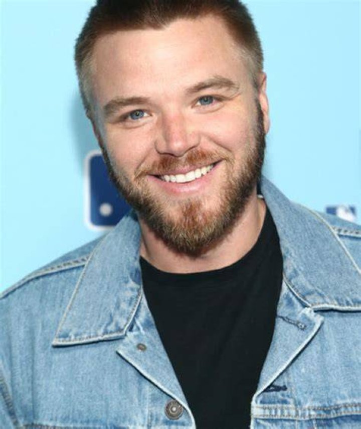 Brett Davern