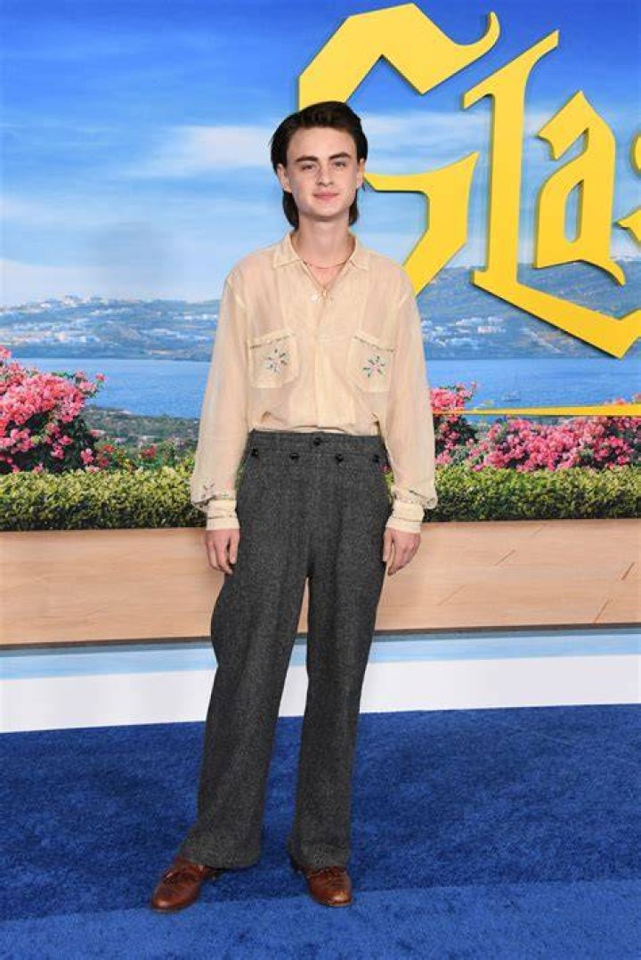 Caleb McLaughlins Height Vs Jaeden Martell Caleb McLaughlin’s Height Vs Jaeden Martell