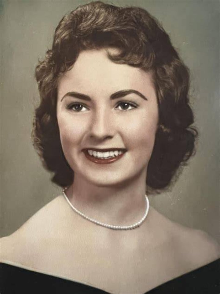 Carol Nugent Net Worth