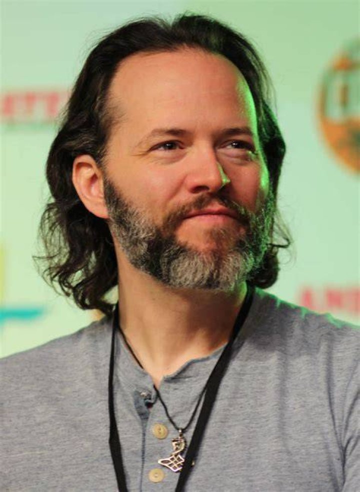 Christopher Daniel Barnes Net Worth