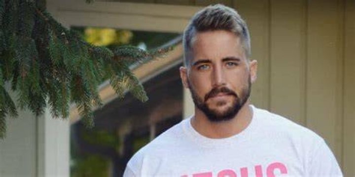 Clayton Jennings Net Worth
