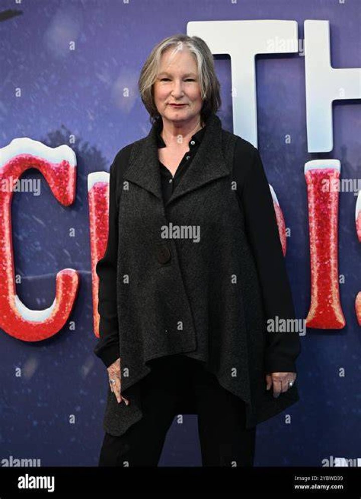 Deborah Findlay