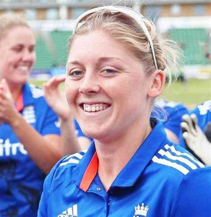 Heather Knight Net Worth