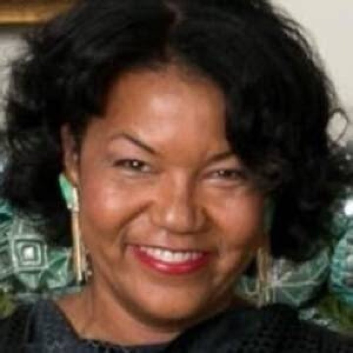 Helene Cooper Net Worth