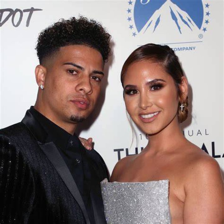 Image of Austin McBroom with his daughter Elle Lively McBroom and Alaia Maria McBroom