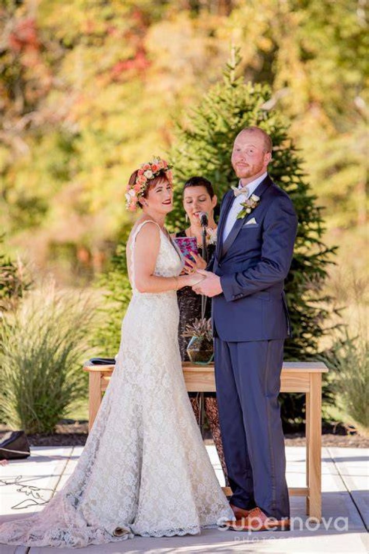 Image of Elise Jordan married life with her ex-husband Michael Hastings