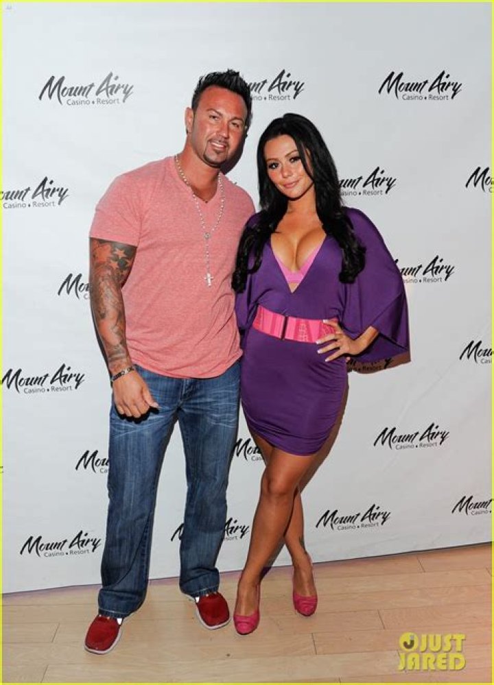 Image of Jenni Farley married life with husband Roger Mathews