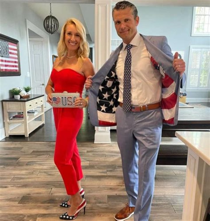 Image of Pete Hegseth height is 6 feet
