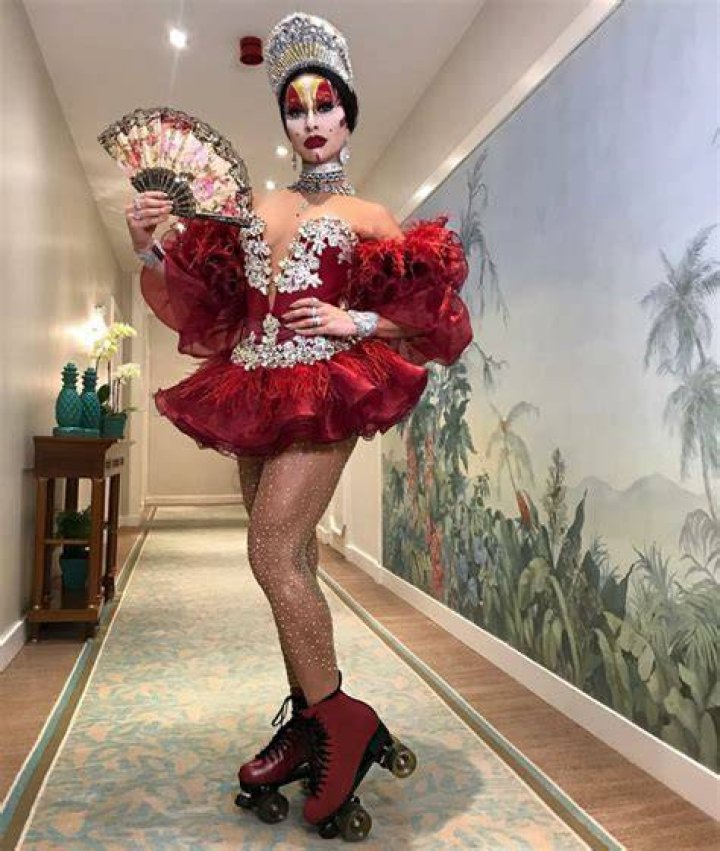 Isabelita Dos Patins Net Worth