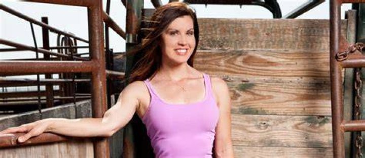 Jennifer Brennan Net Worth