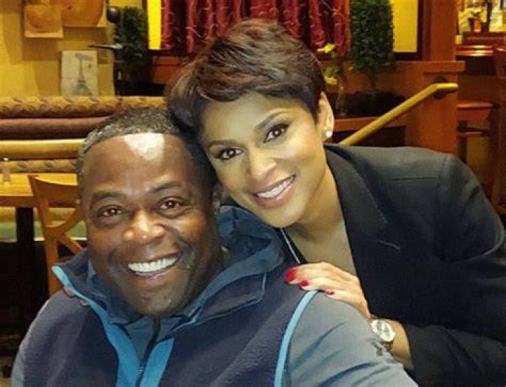 Jericka Duncan : bio,wiki, networth, parents, tv shows, boyfriend, married, husband