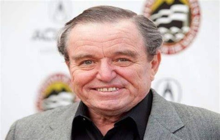 Jerry Wallace Net Worth