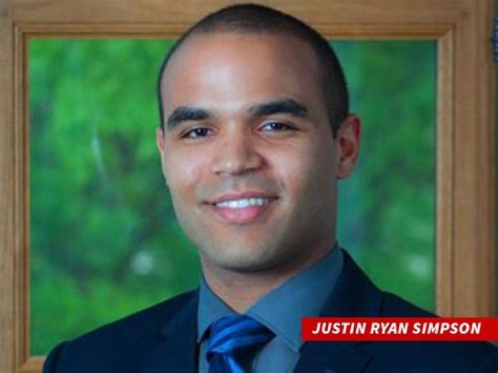Justin Ryan Simpson Physical Traits
