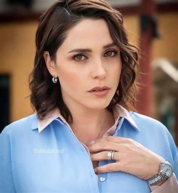 Karla Cossío Net Worth