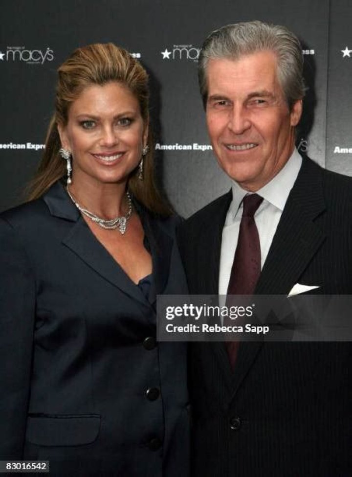 Kathy Ireland, Terry Lundgren