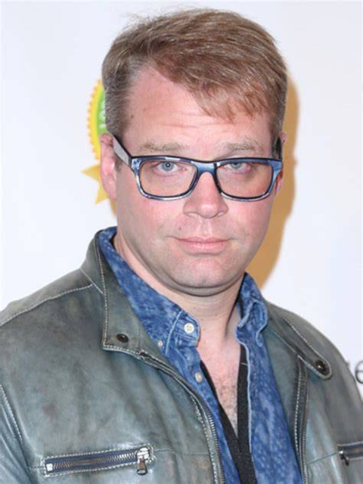 Kiff VandenHeuvel Net Worth