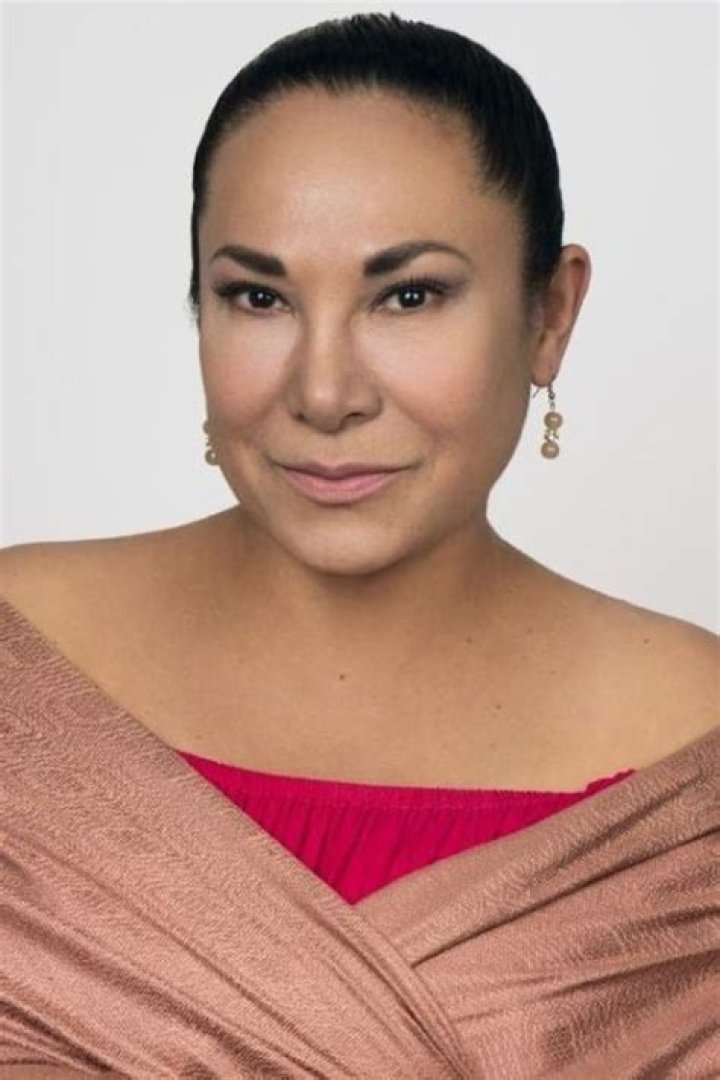 Lilian Tapia, Angélica Vale, Carmen Jara, Oliver Rayon, Javier Lezama, José De Vega