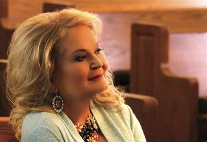 Lynn Anderson Net Worth