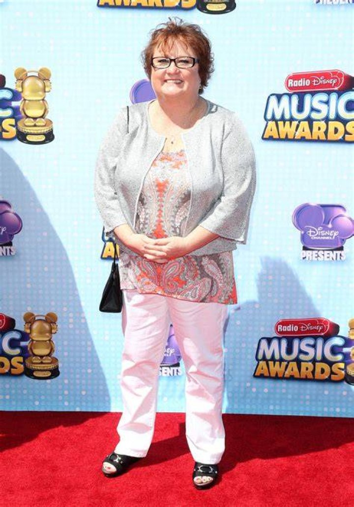 Maile Flanagan Net Worth