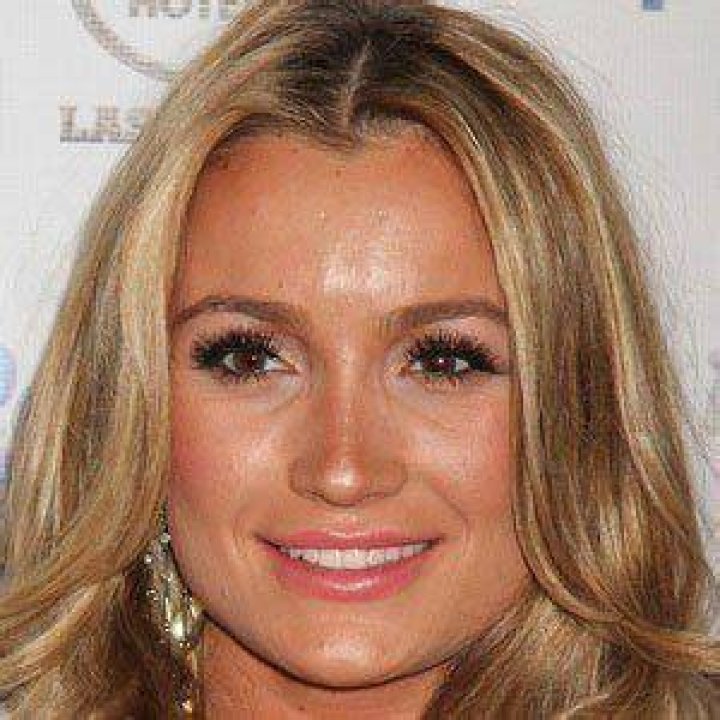 Marta Krupa Net Worth