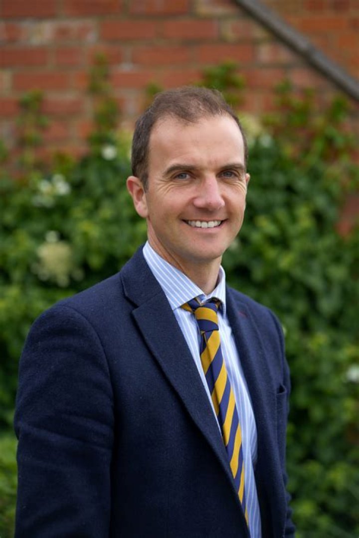 Mr. Oakham