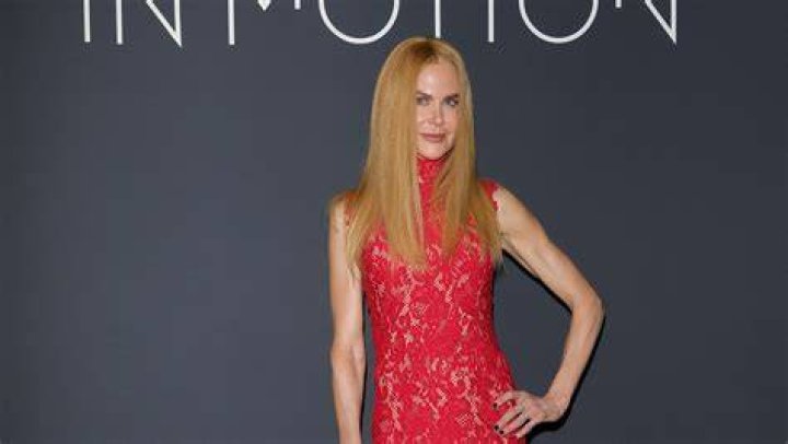 Nicole Sintihakis Net Worth