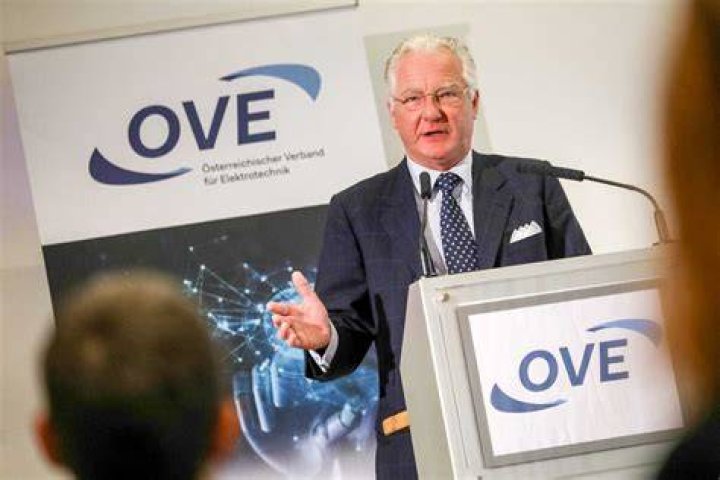Ove Høegh-Guldberg