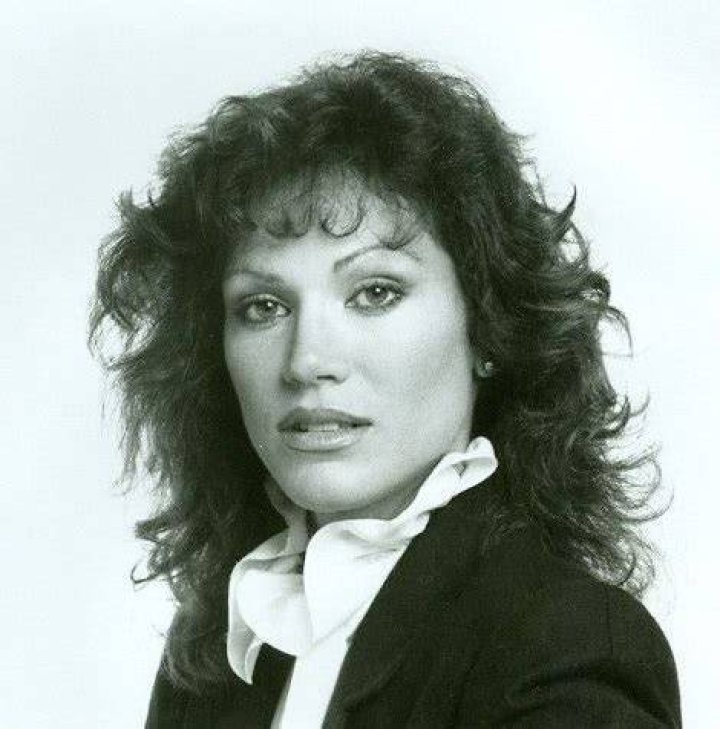 Pamela Hensley Net Worth