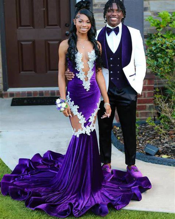 Prom Girl