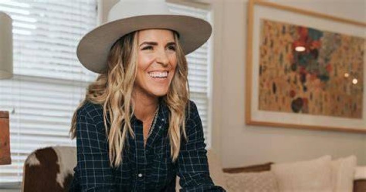 Rachel Hollis Net Worth