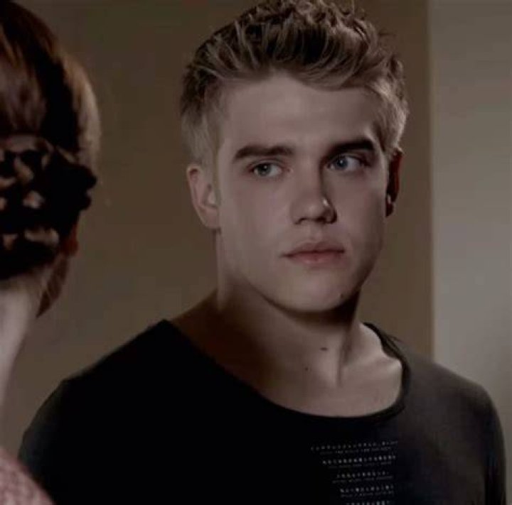 Rhydian Morris / Rhydian