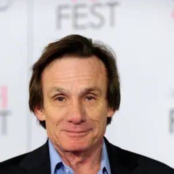 Steve Railsback Net Worth