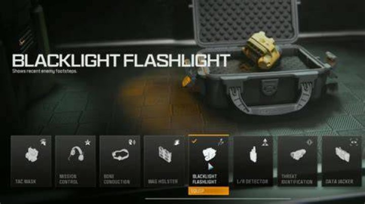 The Blacklight Flashlight in MW3