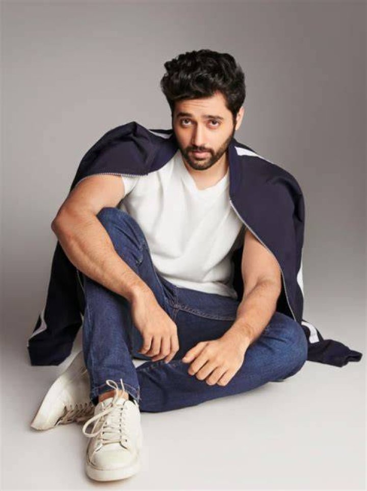 Utkarsh Sharma Net Worth