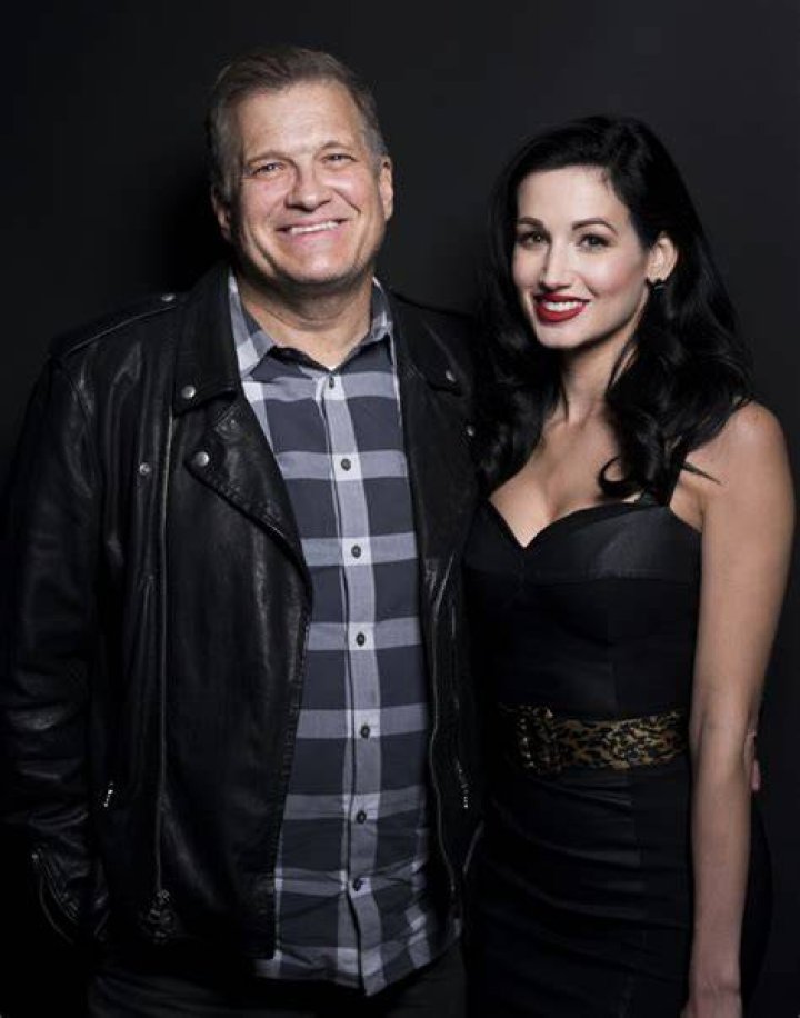 What Happened To Drew Carey Girlfriend Amie Harwick? Is The Price Is Right Host Married?
