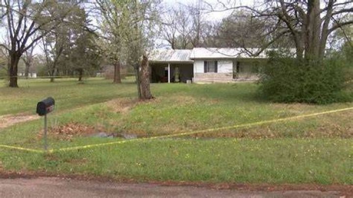 What Happened To Jason McMichael From New Boston TX? Missing Son Found Dead!