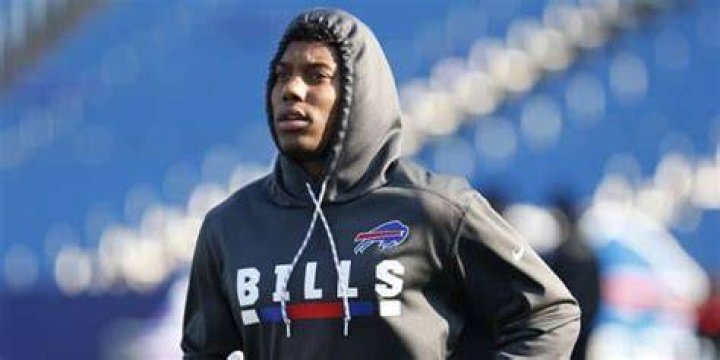 What is Buffalo Bills’ Zay Jones Net Worth? His Wiki: Brother, Career Highlights, Family, Girlfriend